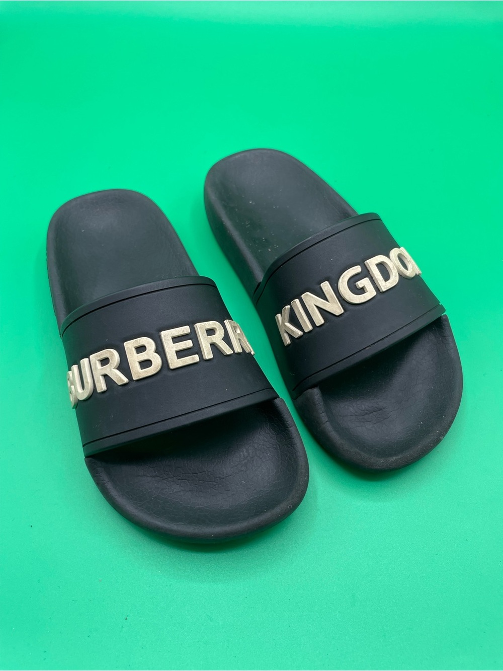 Burberry Kingdom rubber pool slides black white
